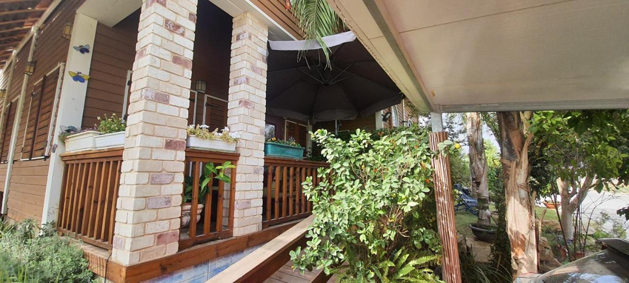 The Butterflies Wood House Villa Reshafim ภายนอก รูปภาพ