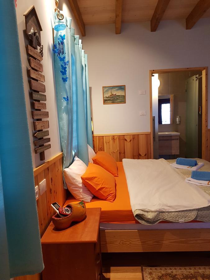 The Butterflies Wood House Villa Reshafim ภายนอก รูปภาพ
